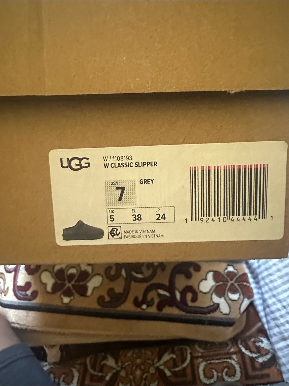UGG Grey W Classic Slipper - Women's Cozy Slip-On